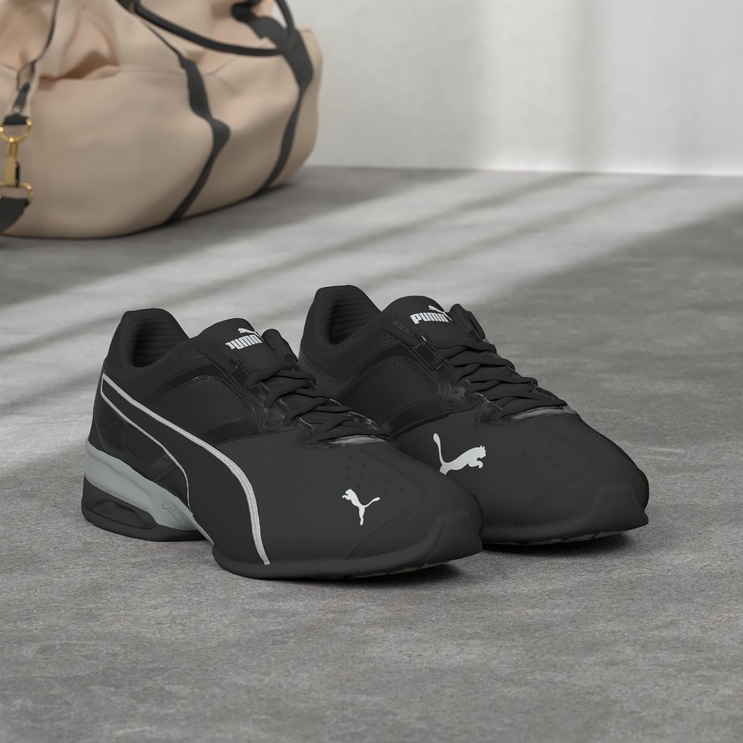 image:imagePUMA Womens Tazon 6 SneakerBlackSilver