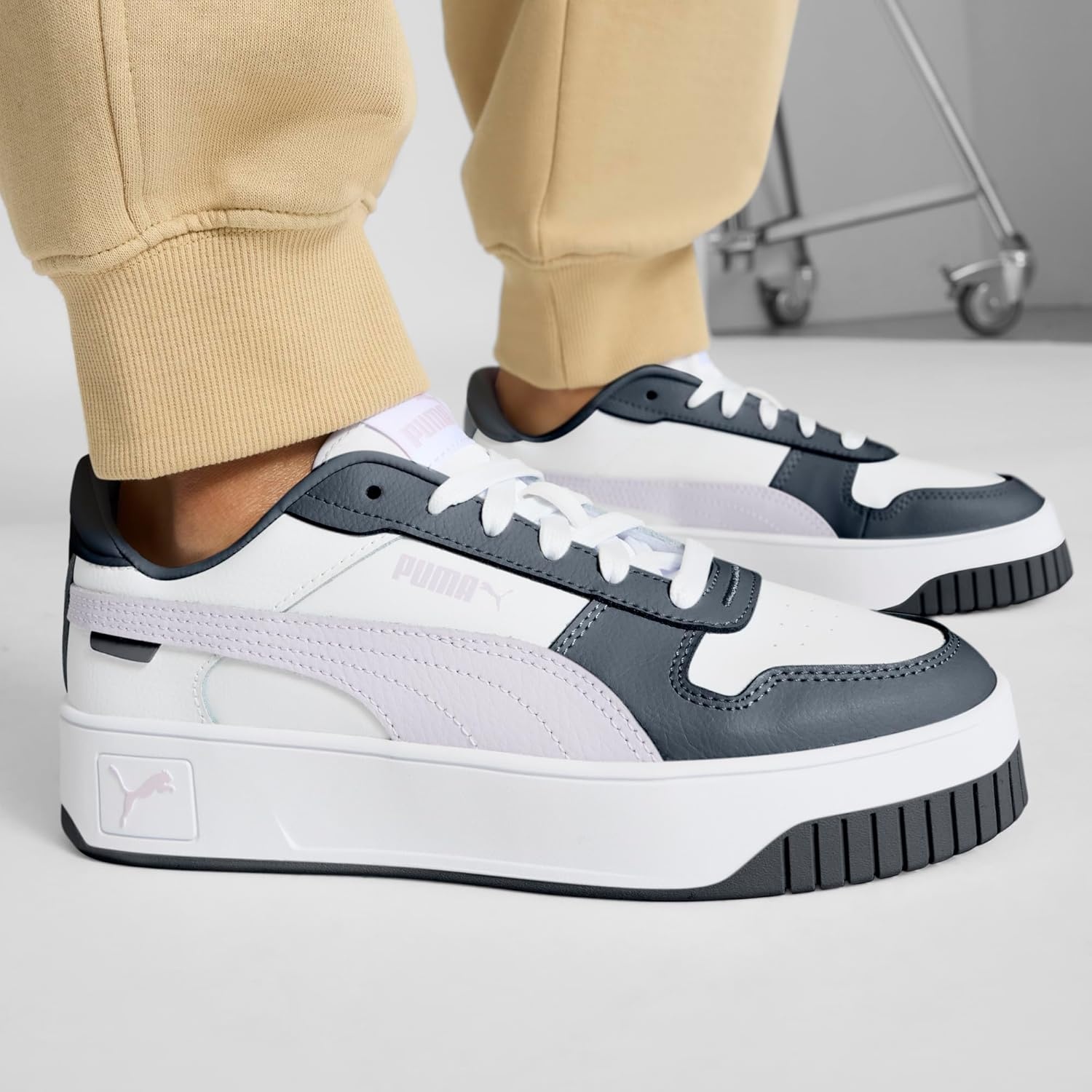 image:imagePUMA Womens Tazon 6 SneakerPuma White Lilac Frost Galactic Gray