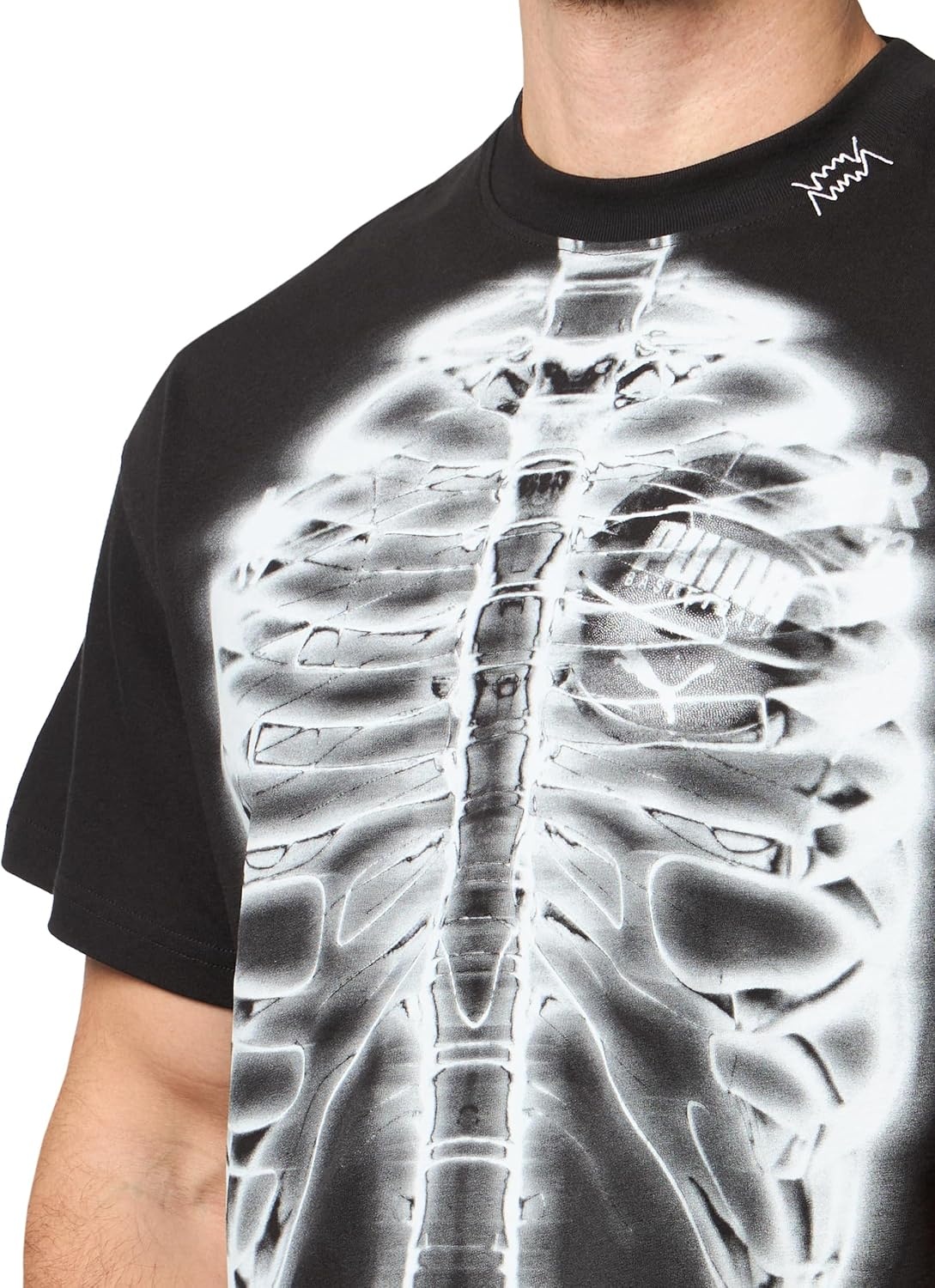 image:imagePUMA Mens Village Wear Graphic Crew Neck Short Sleeve Casual Tops CasualBlack Hoopray Vision Ah25