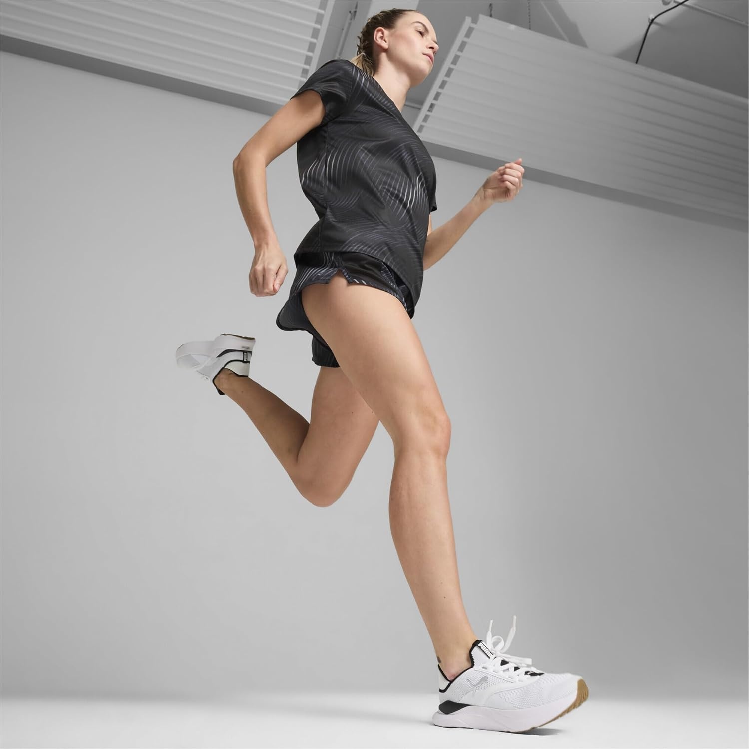 image:imagePuma Womens Softride MayvePuma WhitePuma BlackPuma Silver 02