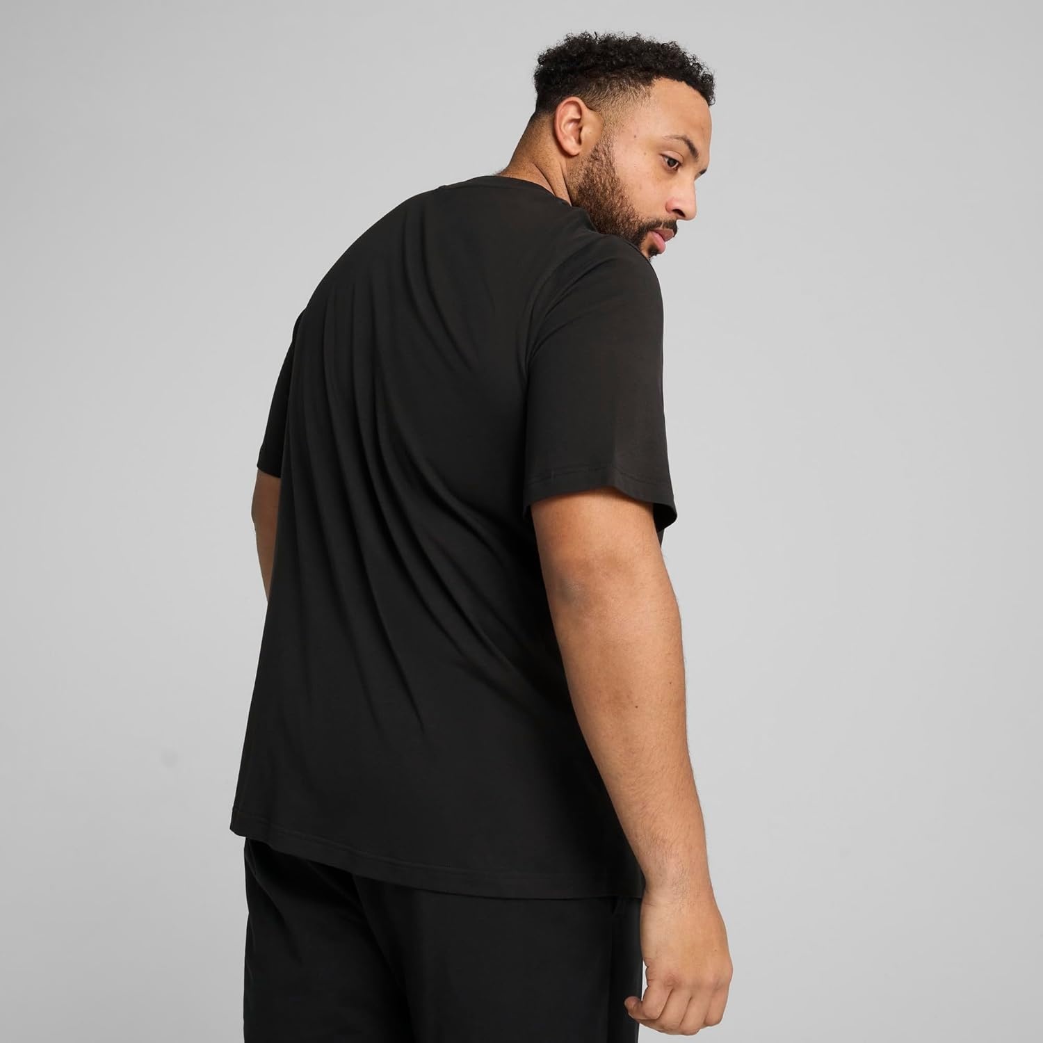 image:imagePuma Mens Essentials Small Logo TShirtPuma Black