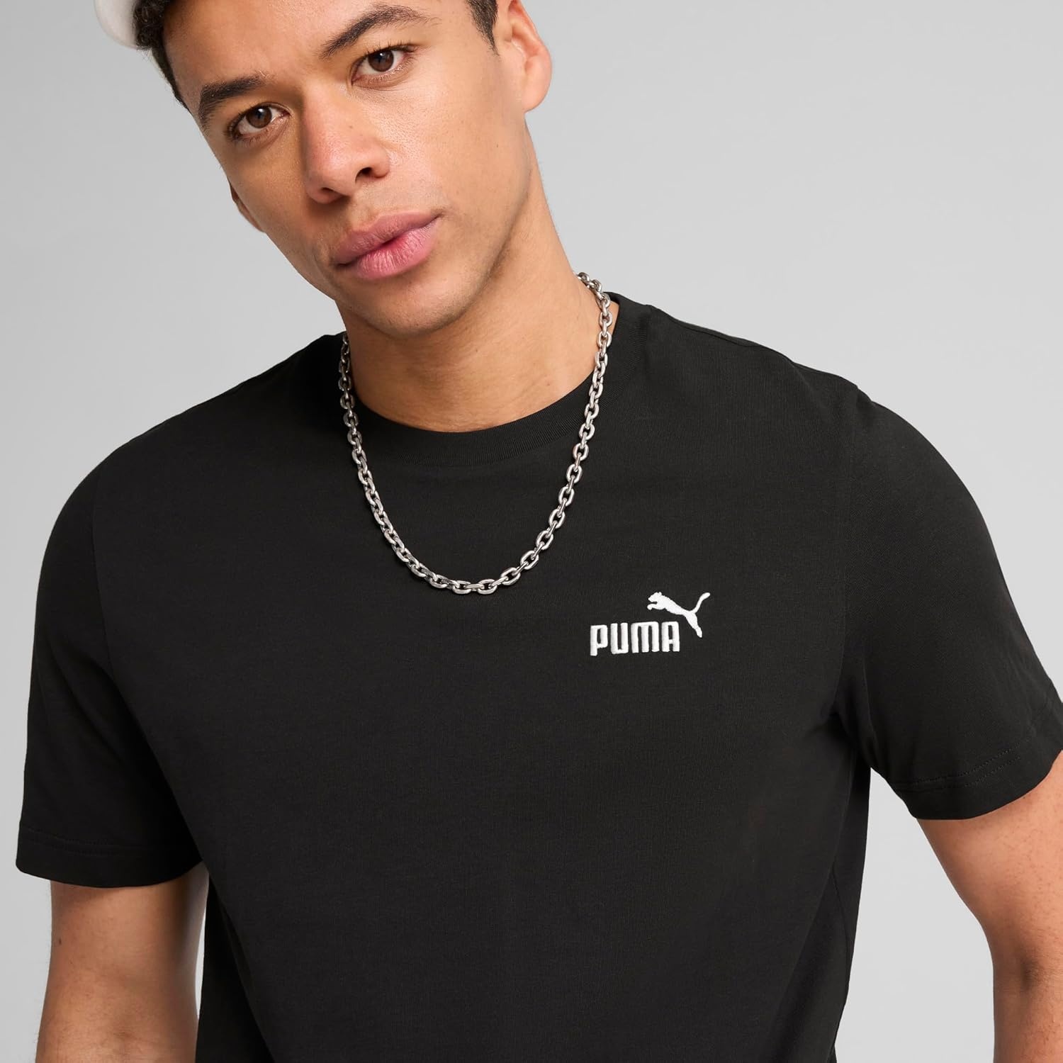 image:imagePuma Mens Essentials Small Logo TShirtPuma Black