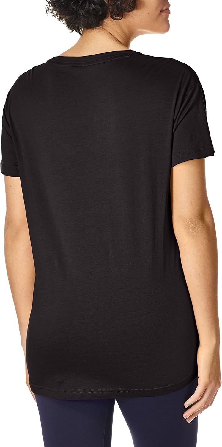 image:imagePuma Womens Essentials All Over Print TeeTShirtPuma Blackcloud Pink